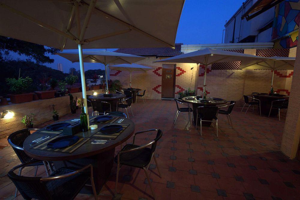 Hm Suites & Studios Bangalore Exterior photo